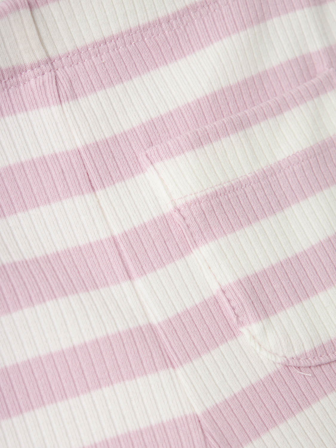 model_shot-front_full